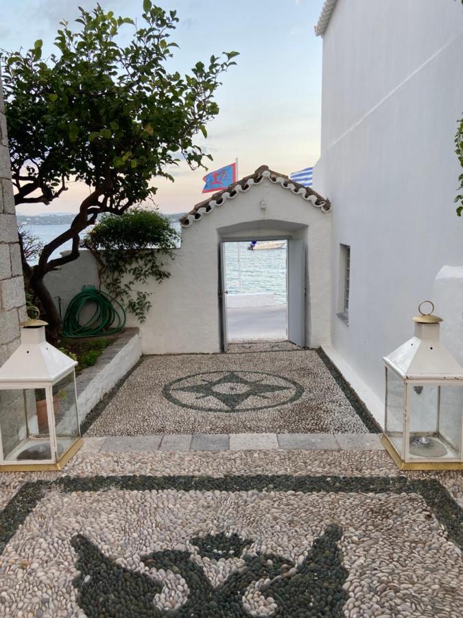 스페체스 Economou Mansion 아파트 호텔 외부 사진